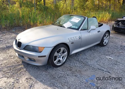 1998 BMW Z3 1.9 z USA, uszkodzony, nr VIN 4USCH7332WLD16671